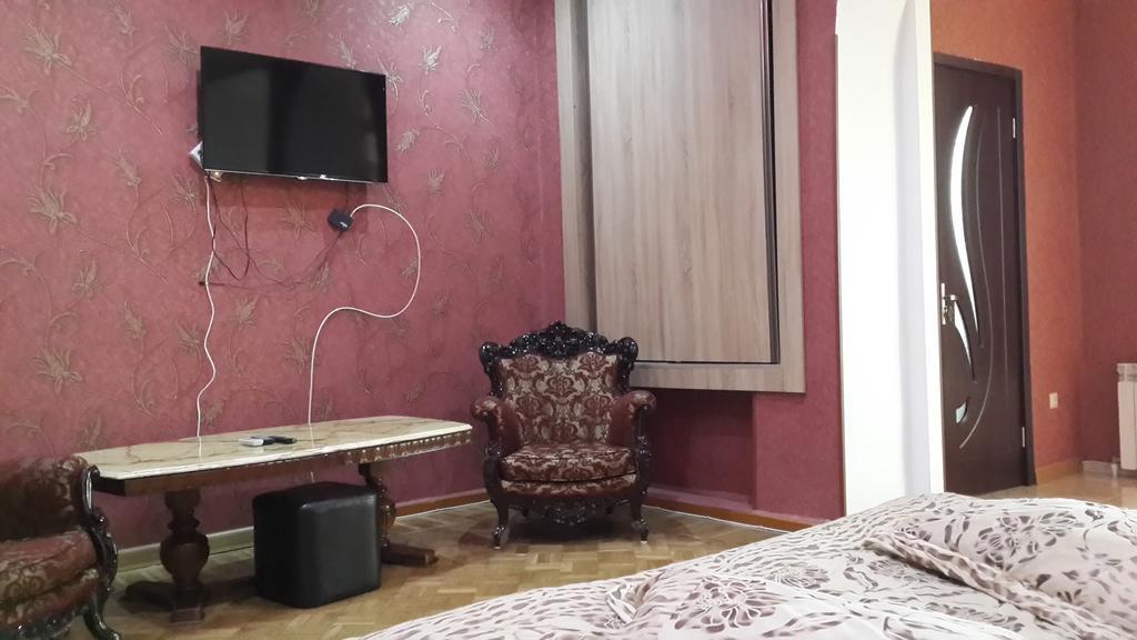 Edemi Hotel Kutaisi Zewnętrze zdjęcie