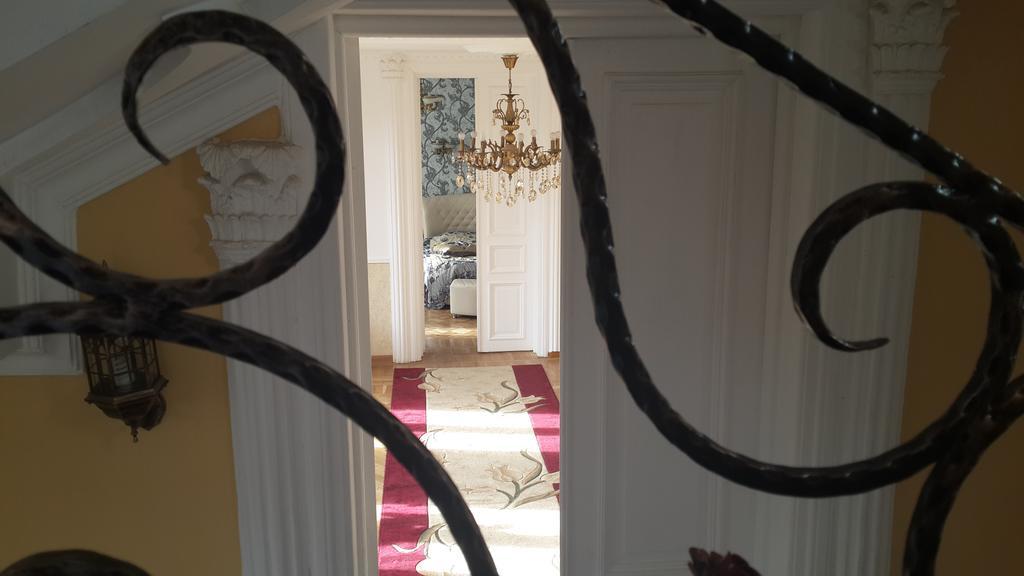 Edemi Hotel Kutaisi Zewnętrze zdjęcie