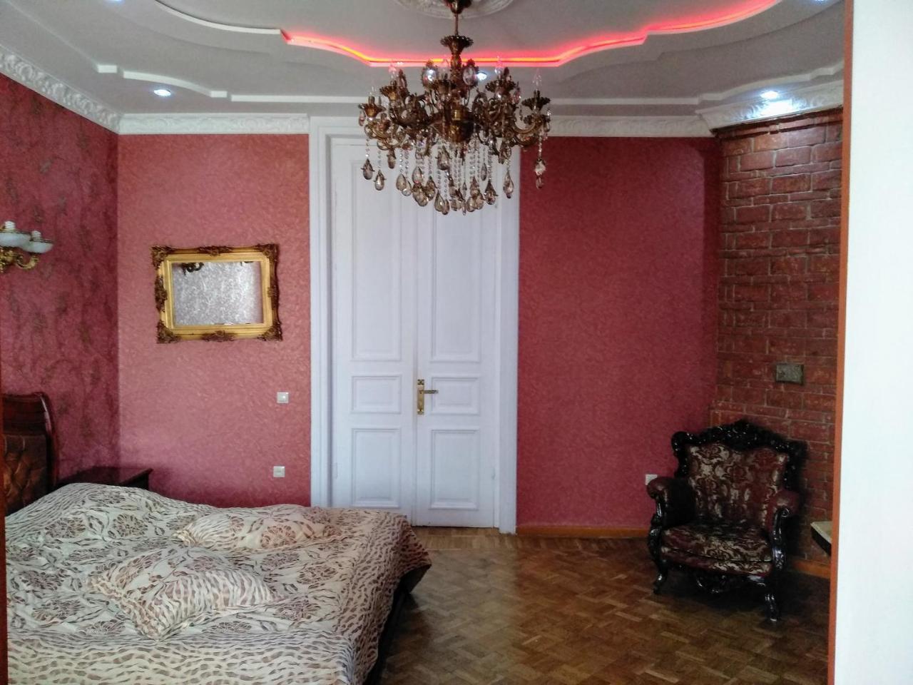 Edemi Hotel Kutaisi Zewnętrze zdjęcie